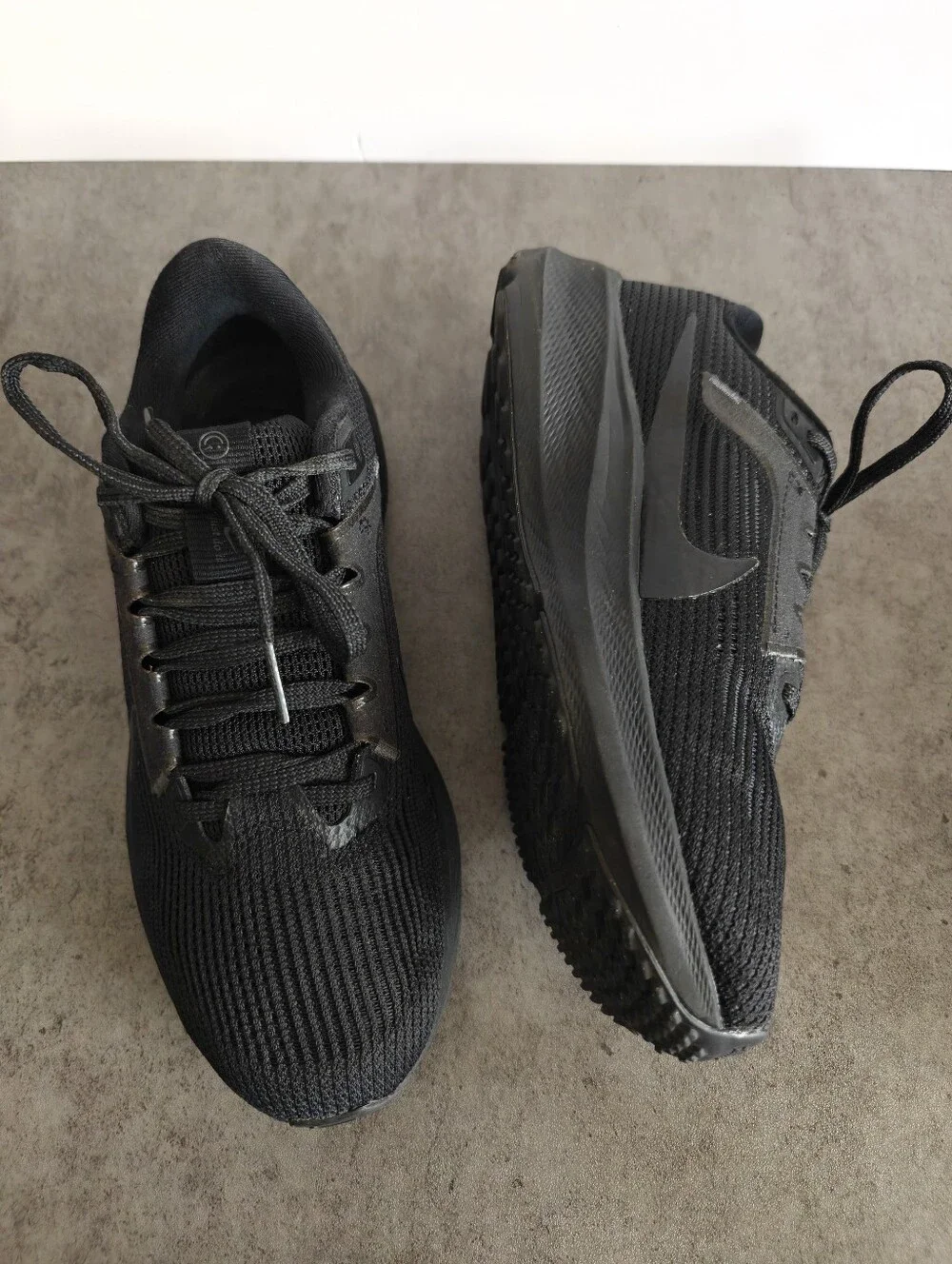 Women’s Nike Air Zoom Pegasus 40 Black – Size 6.5